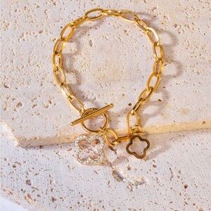 Gold Toggle Chain Bracelet with Clover Charms